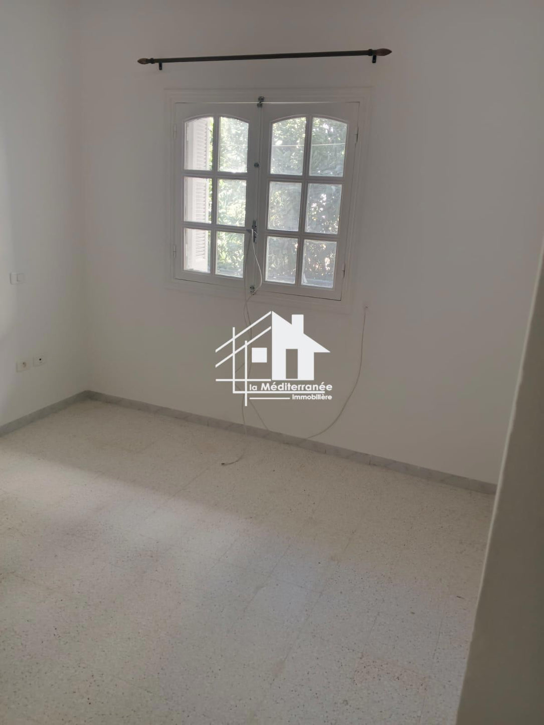 A louer étage de villa S+1 à manouba