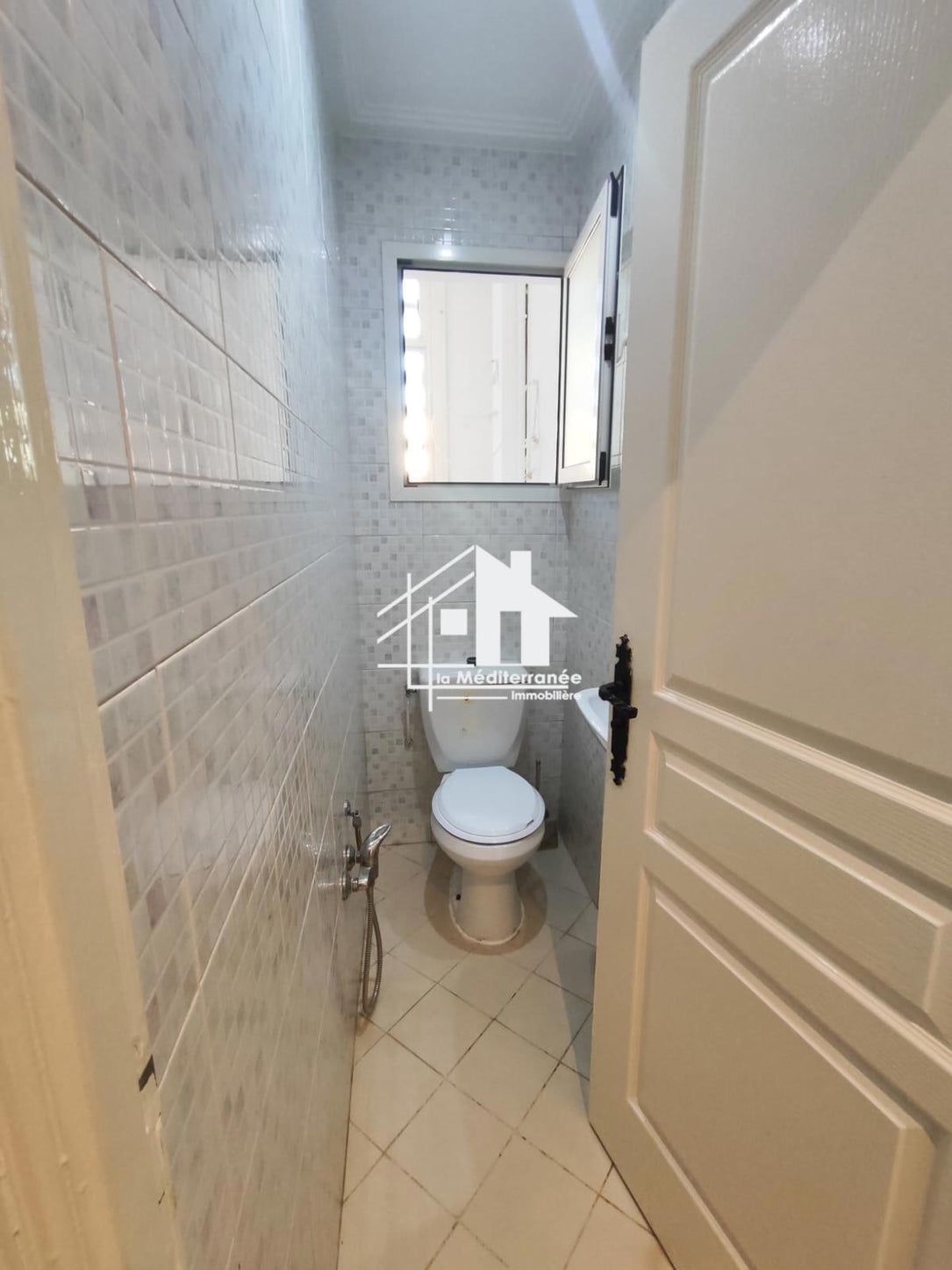 A louer un grand s+3 à la soukra