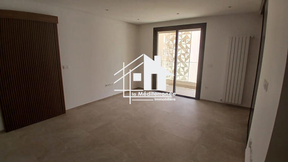 un appartement s+2 dans une résidence gardée