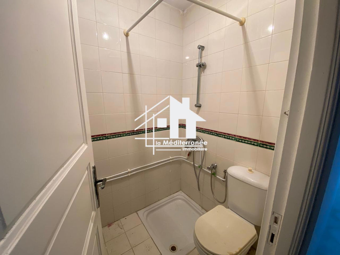 une villa S+5 a gammarth