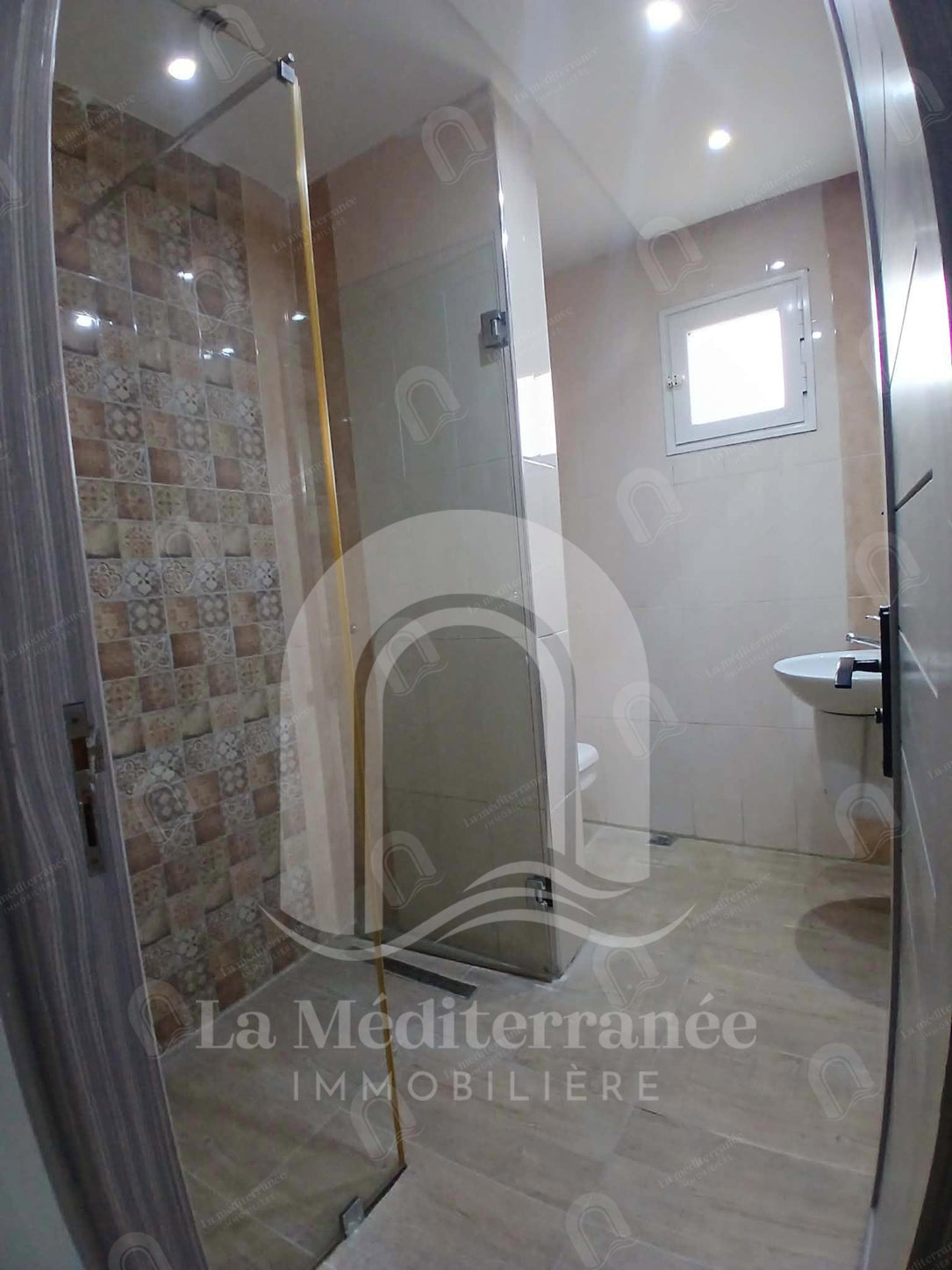 Etage de villa à Megrine Coteau