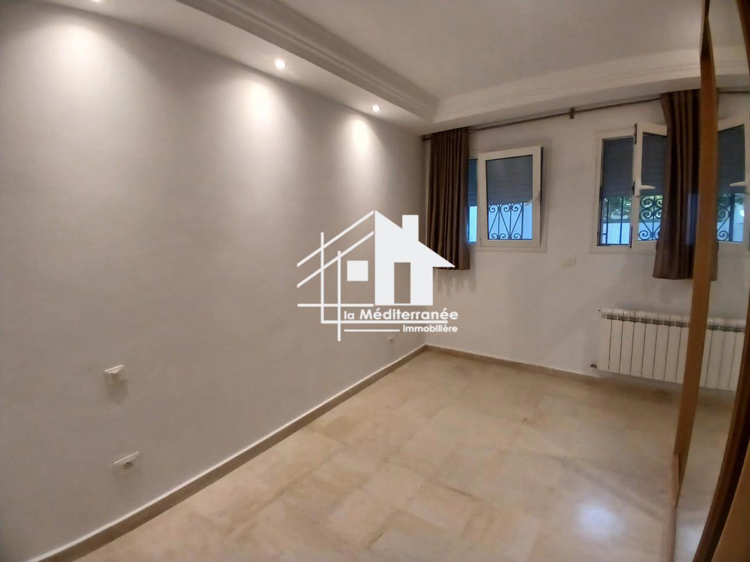 A louer un duplex s+3 à Amilcar