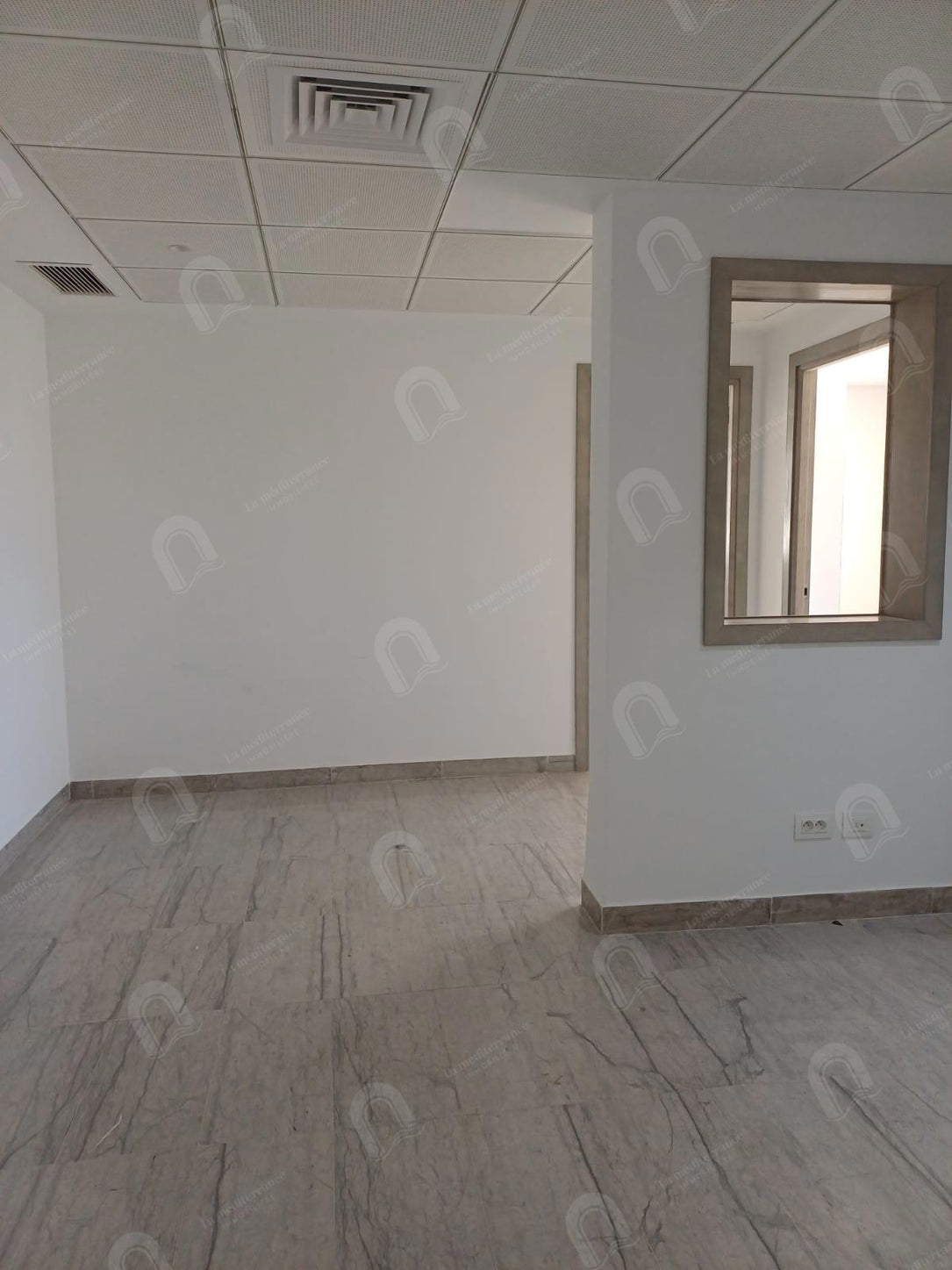 Bureau H+4 au lac1