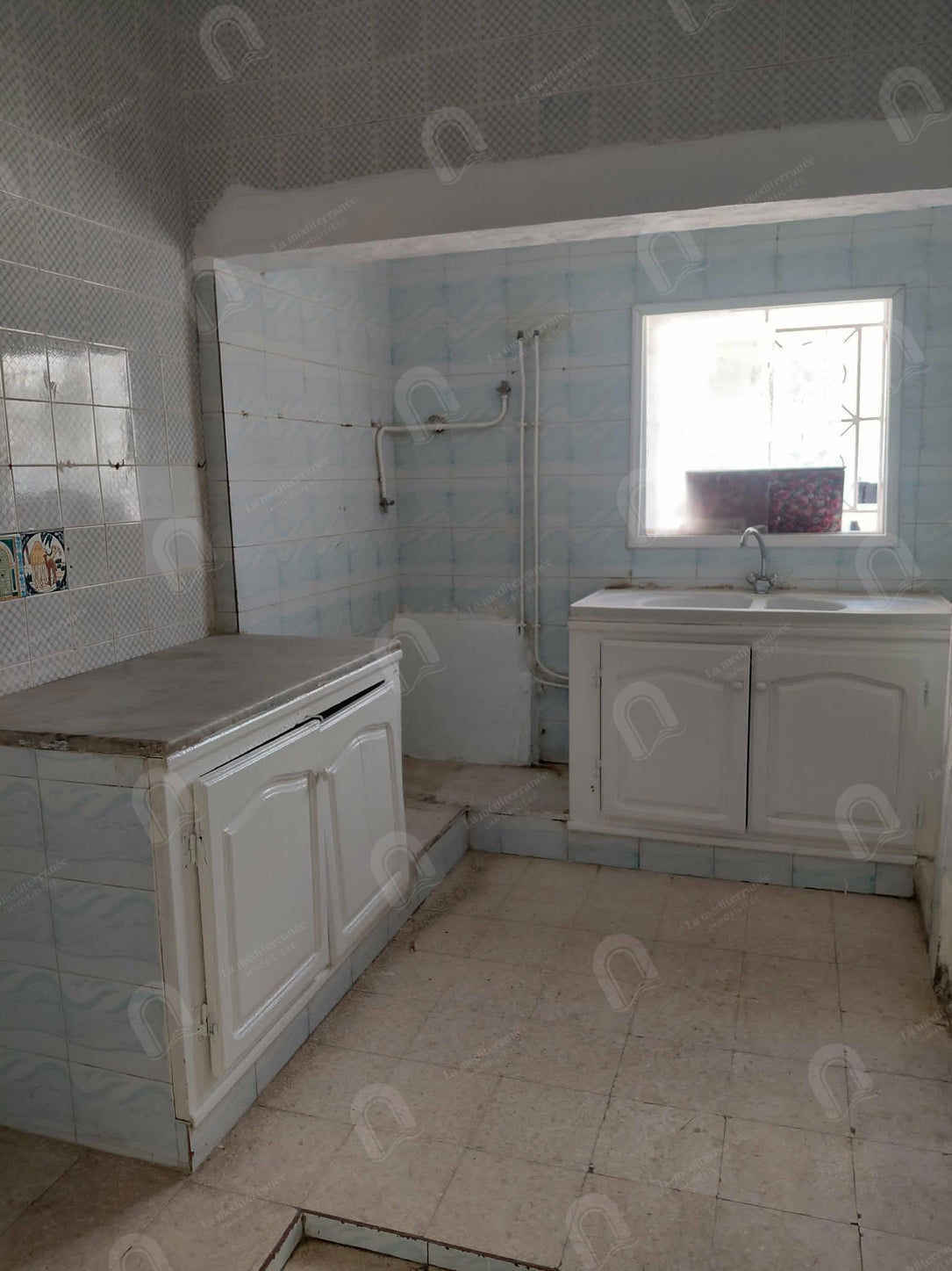 A vendre maison deux étage à ouardia 4