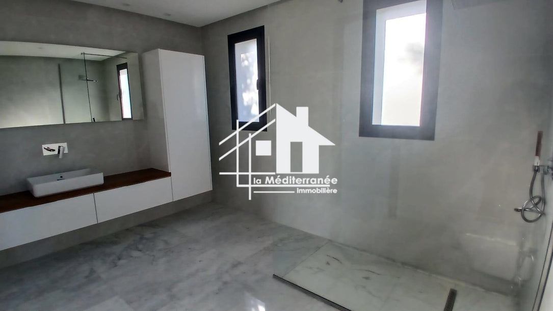 Deux villa jumelées jamais habitées