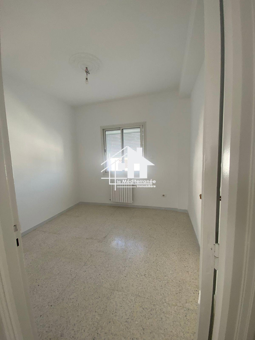À louer appartement s+3 a cité ennaser 2