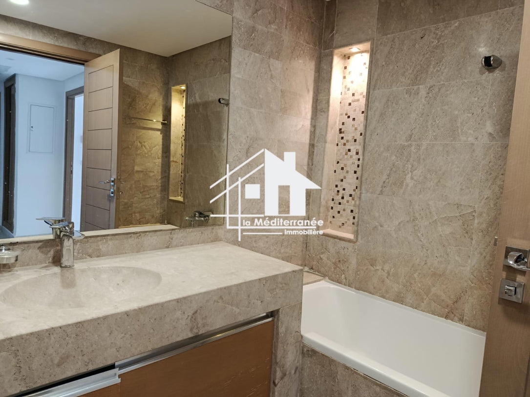 Un Appartement S+4 au jardins de Carthage