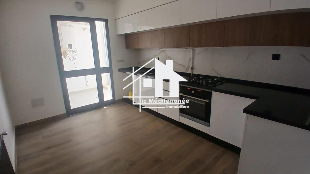 A vendre un appartement RDC S+2