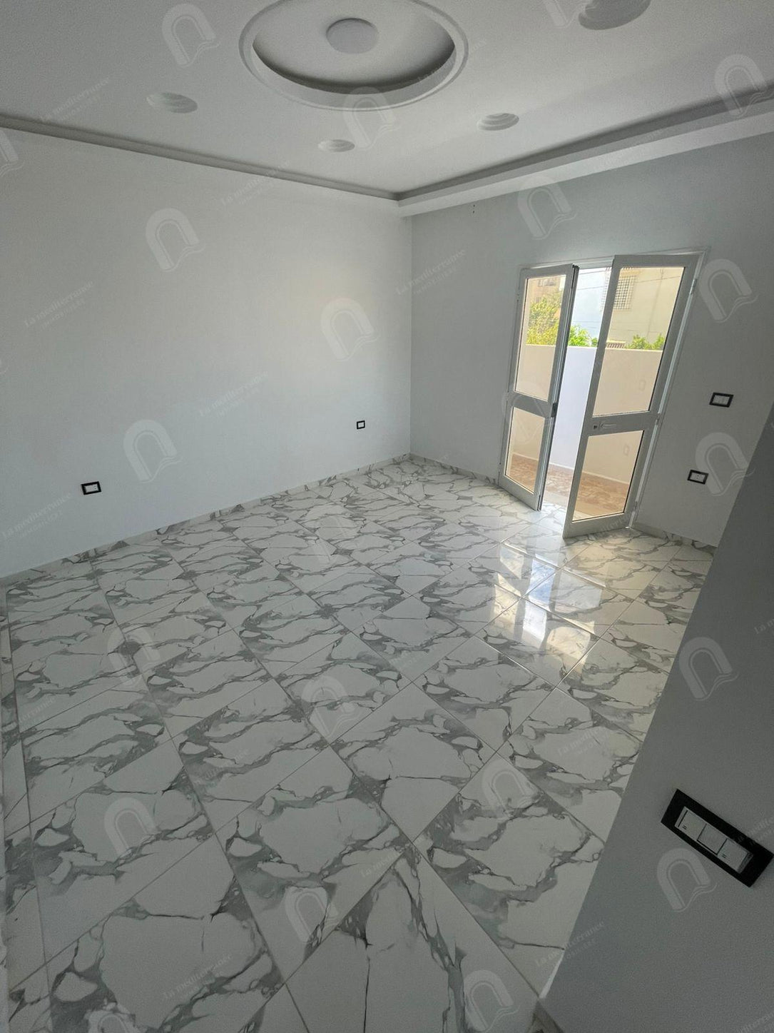 A louer étage de villa S+2 à khaznadar