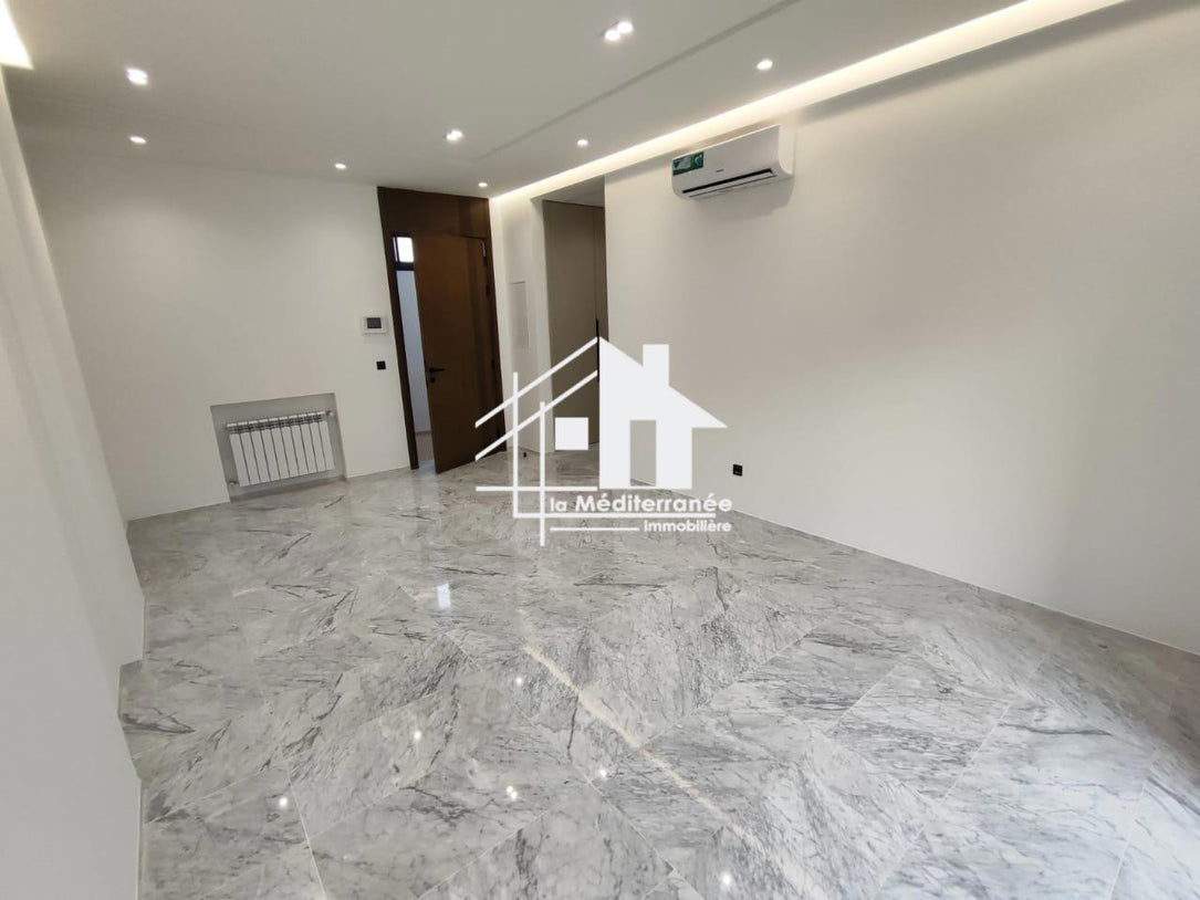 A vendre S+2 directe promoteur a Chotrana 1