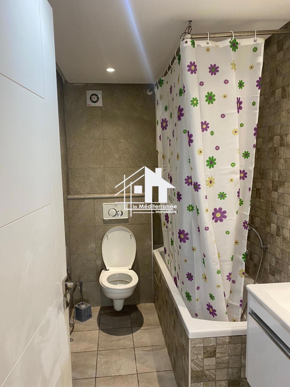 Appartement S+4 aux jardins de carthage