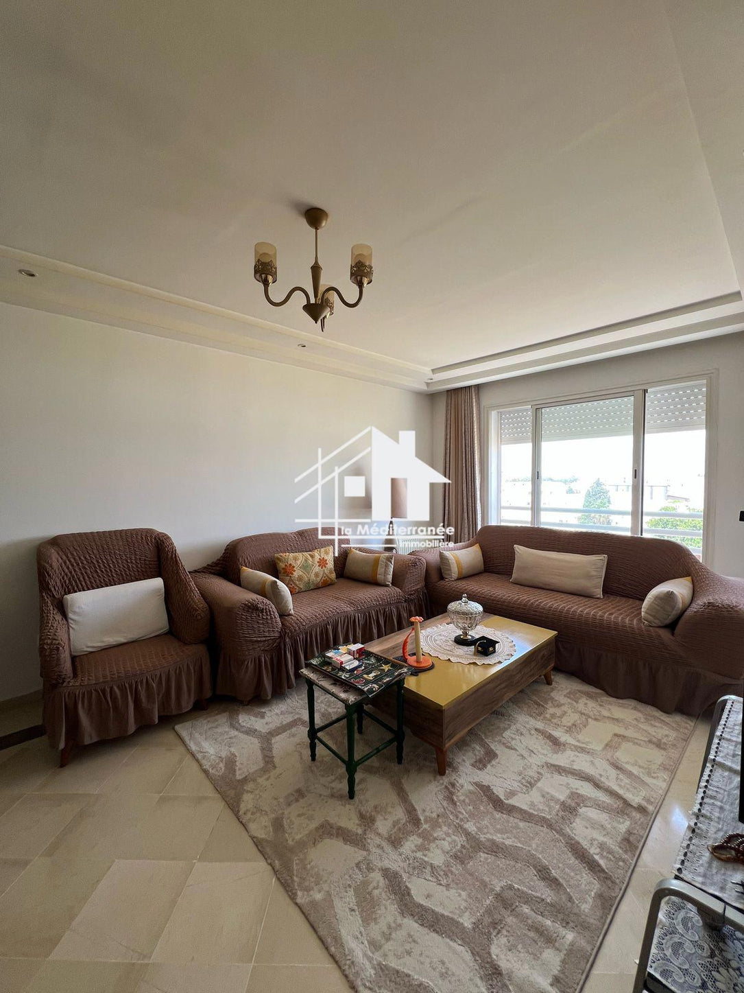 a vendre appartement s+2 hst à manouba