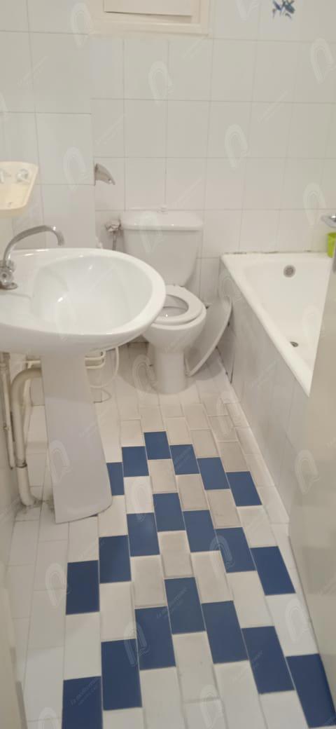A louer appartement S+1 1er étage au bardo 2