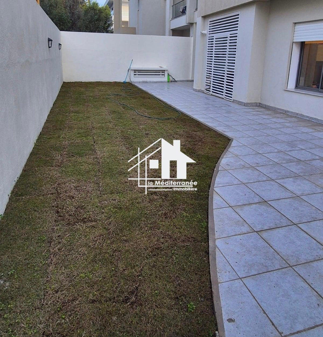 A vendre s2 avec jardin a chotrana 1