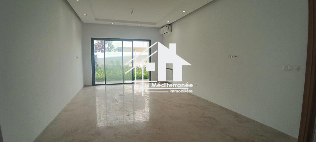 A louer appartement S+3 avec jardin à Chotrana 1