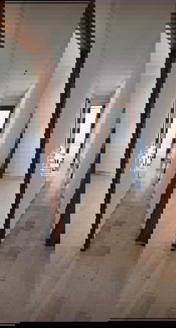 A vendre appartement s3 hst à manouba