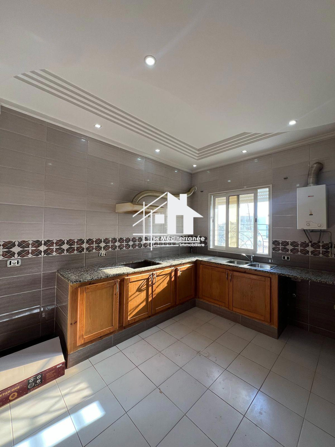 a louer appartement s2 a rue tunis au Bardo