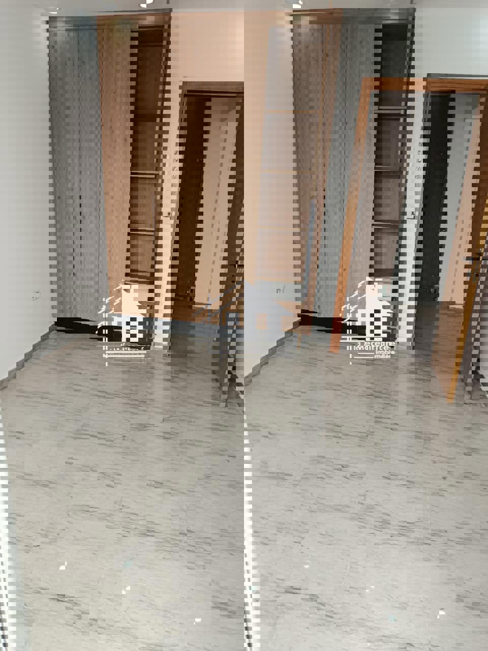 Appartement S+3 à la Marsa