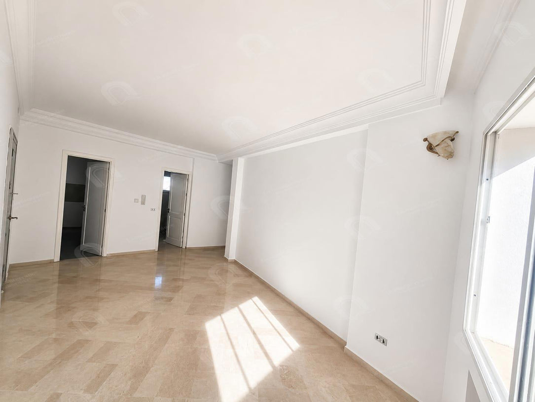 A louer étage de villa S+2 à cité riadh bardo