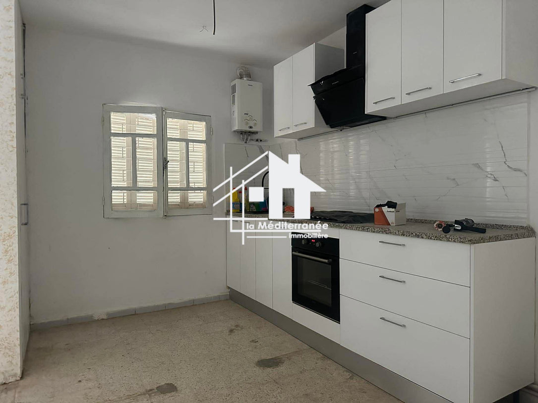 A vendre un appartement s+1 à Hammam lif