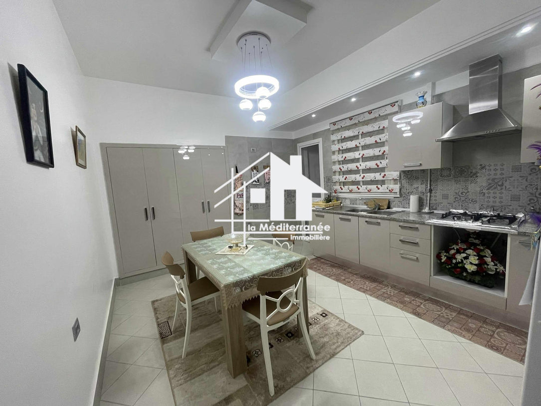 A vendre un appartement rdc s+2 à Hammam lif