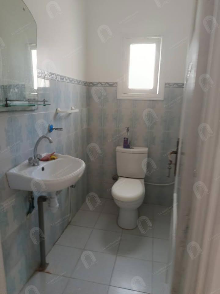 A louer un étage de villa S+2 indépendant  au bardo cité fatouma