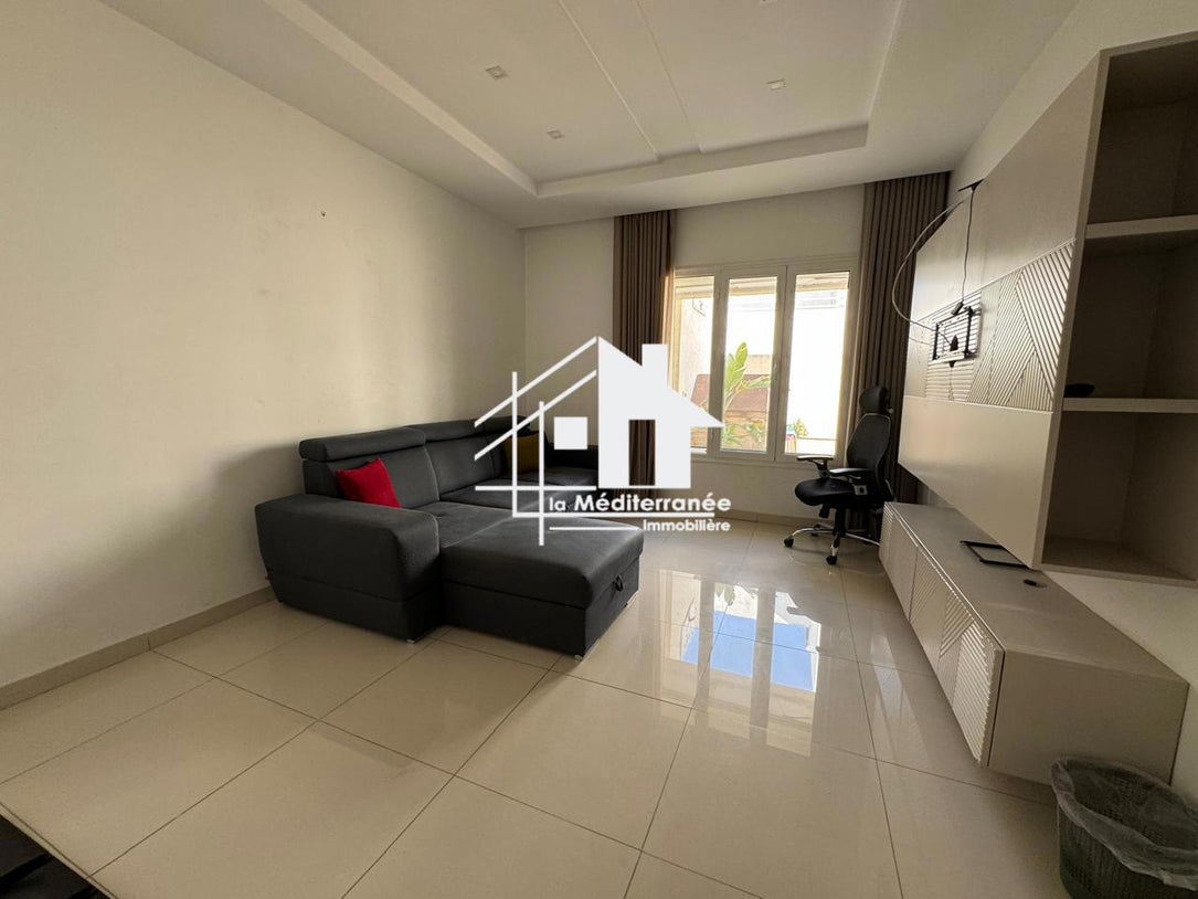 Une magnifique villa S+5 avec piscine au Lac 2