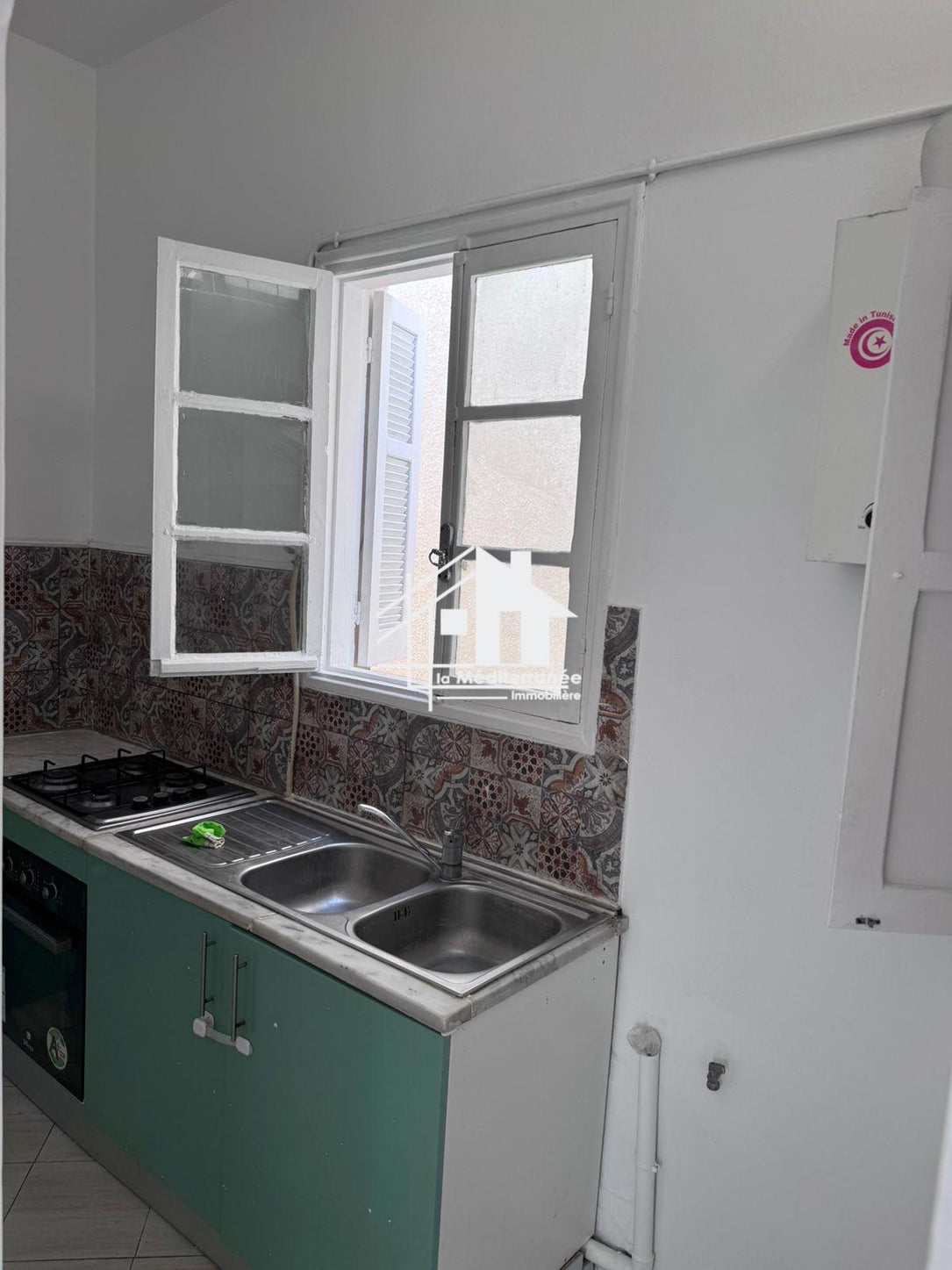 A louer étage de villa s+1 au bardo centre