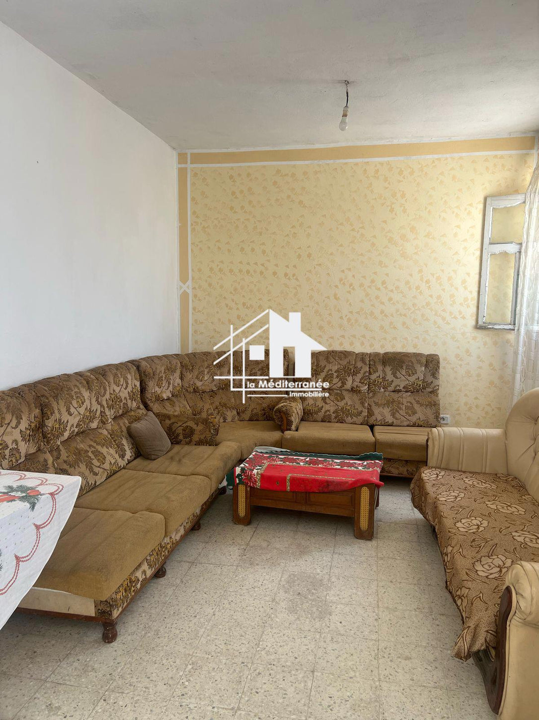 a louer un étage de villa S+2 meublé au bardo
