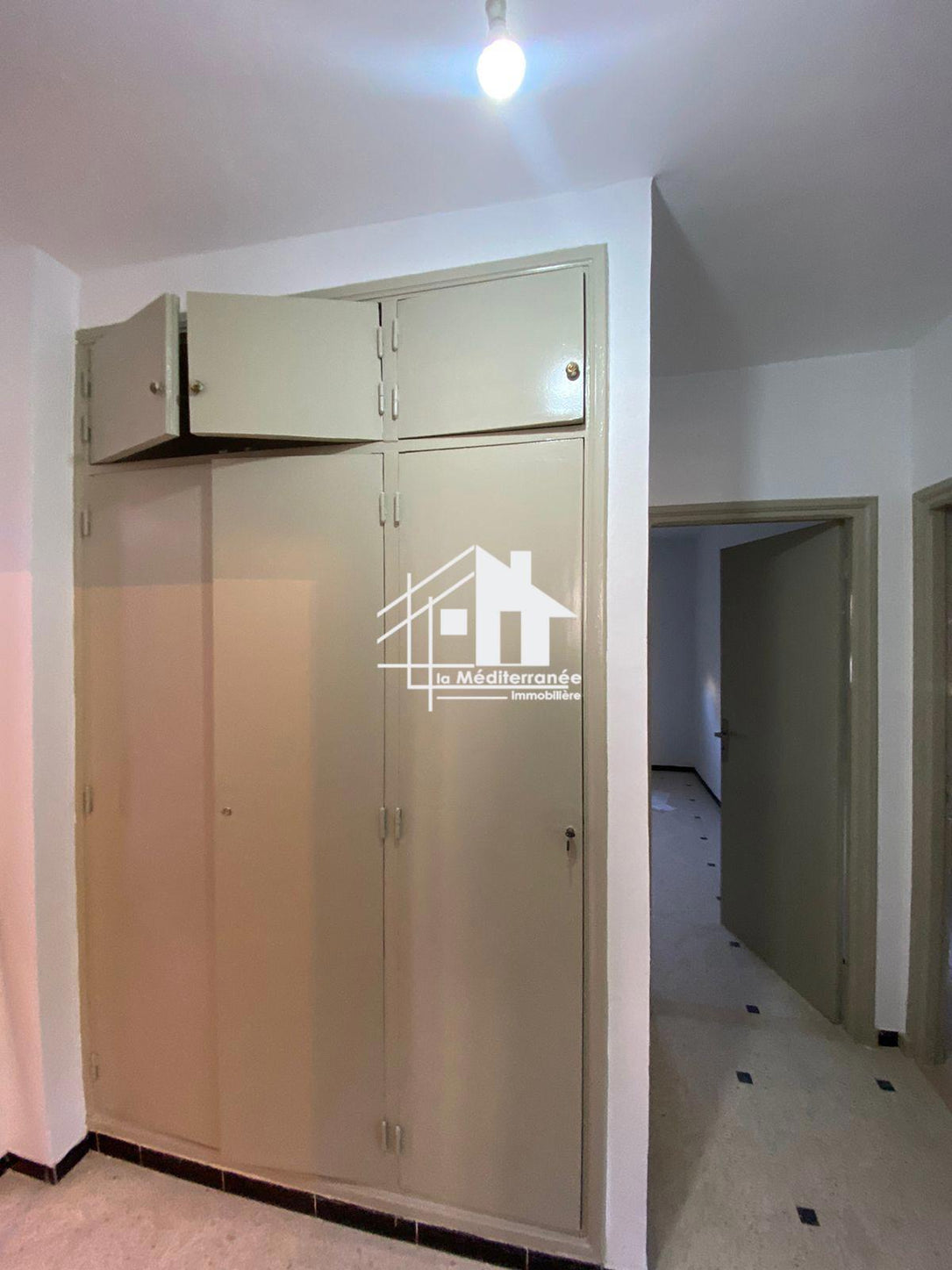 A louer appartement S+3 RDC à la Manouba