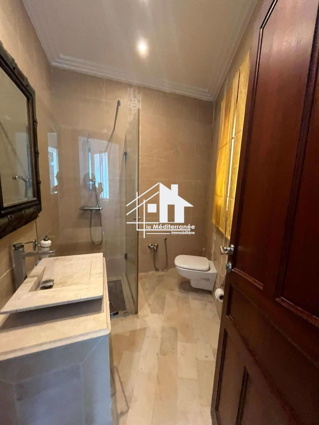 A louer une villa S+4 à Gammarth supérieur