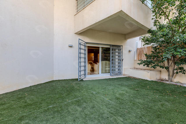 Appartement S+4 aux les berges du lac 2