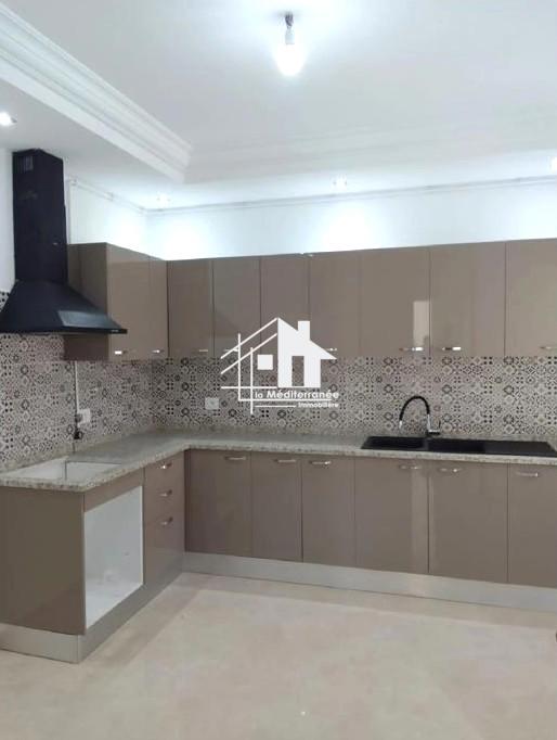 A louer appartement S+2 jamais habité au Bardo
