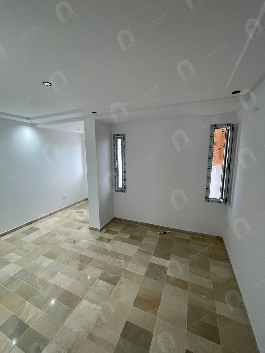 A louer appartement S+1 hst à denden