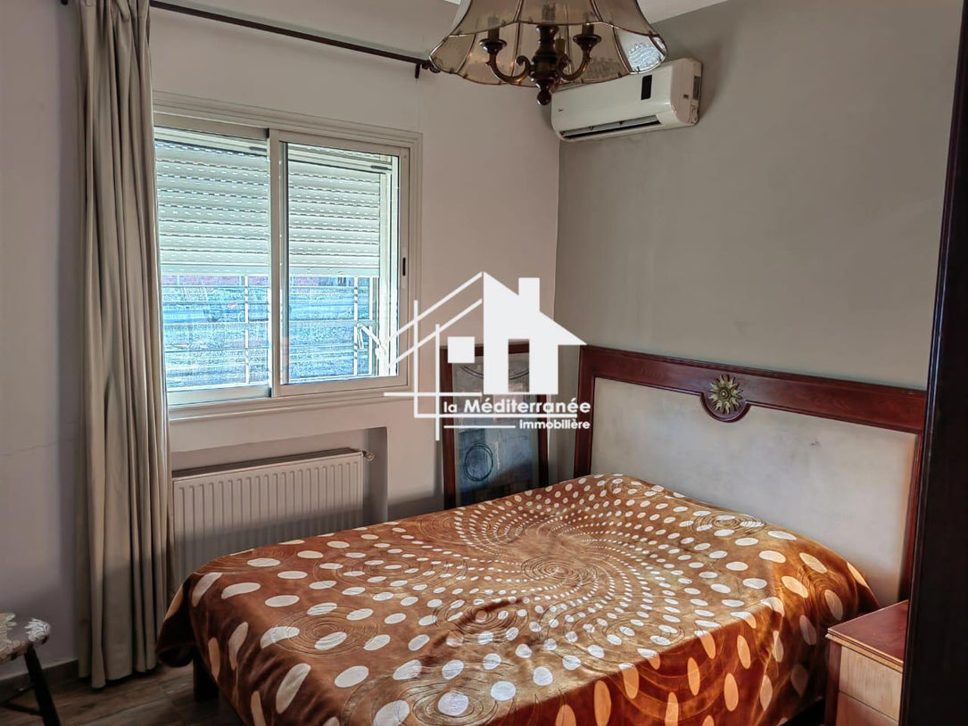 A vendre une villa s+4 à jardin d'el menzah