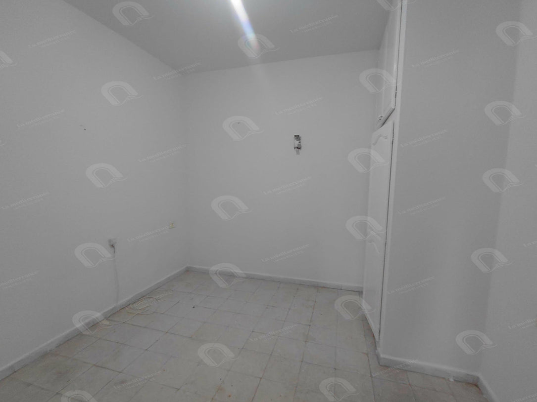 A vendre maison deux étage à ouardia 4