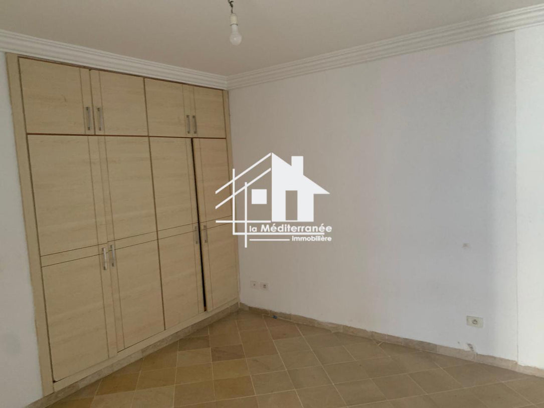 A  Vendre appartement S+1 a boumhal