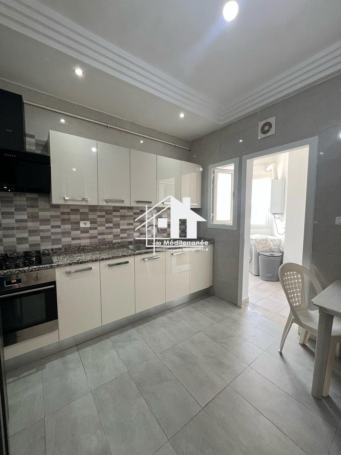 A vendre appartement s3 hst à Manouba