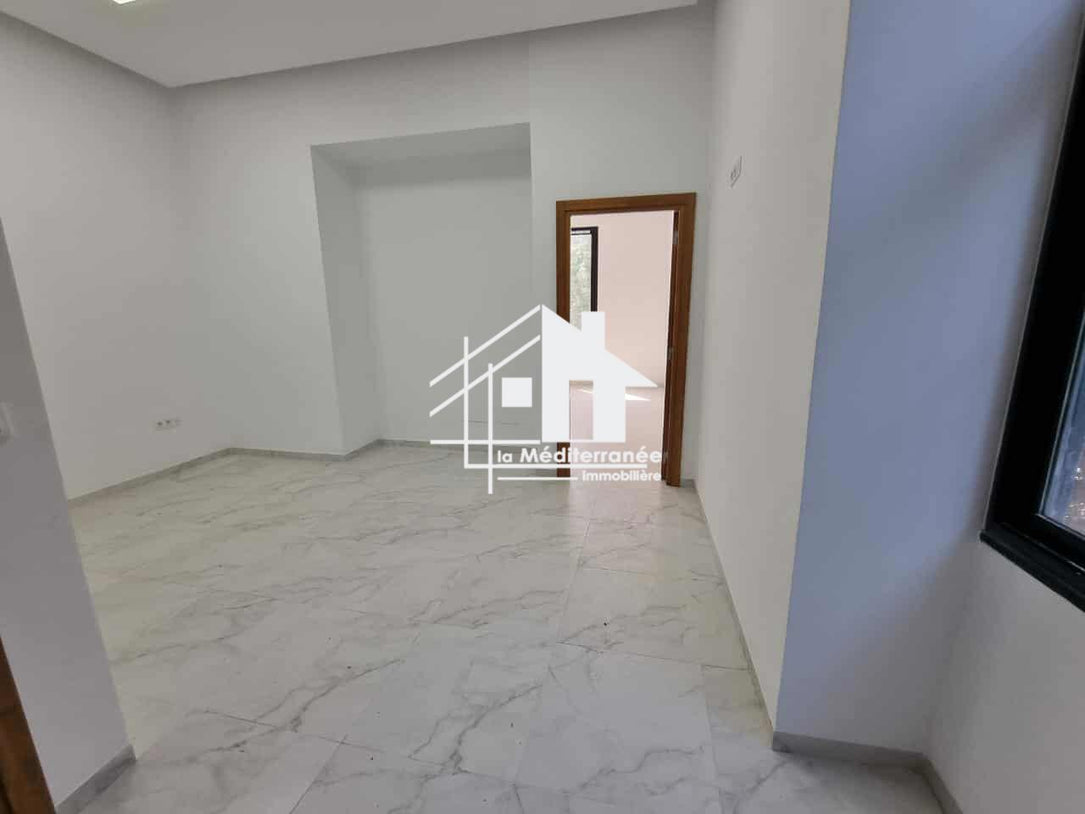 A louer bureau h+1 au centre ville Tunis