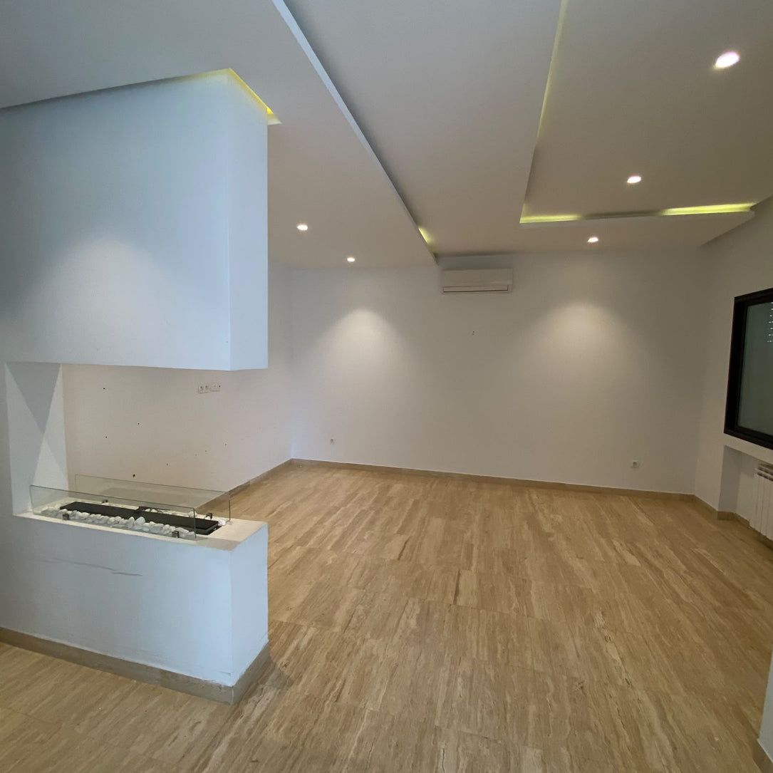 Duplex avec piscine s+3 chotrana 1 3000 DT