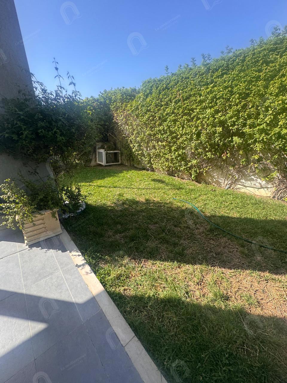 À vendre – Appartement S+3 avec jardin