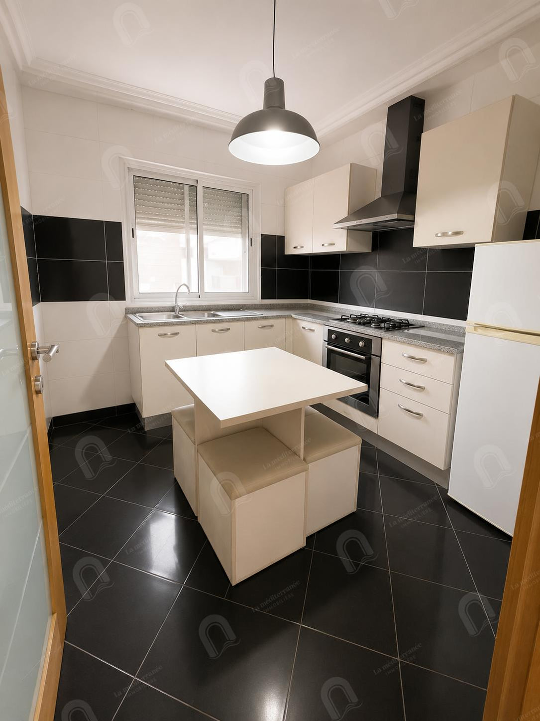 Appartement s+1 aux les berges du lac 2