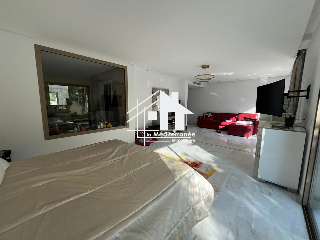 A louer un appartement s+2 vide à Gammarth touristiqie