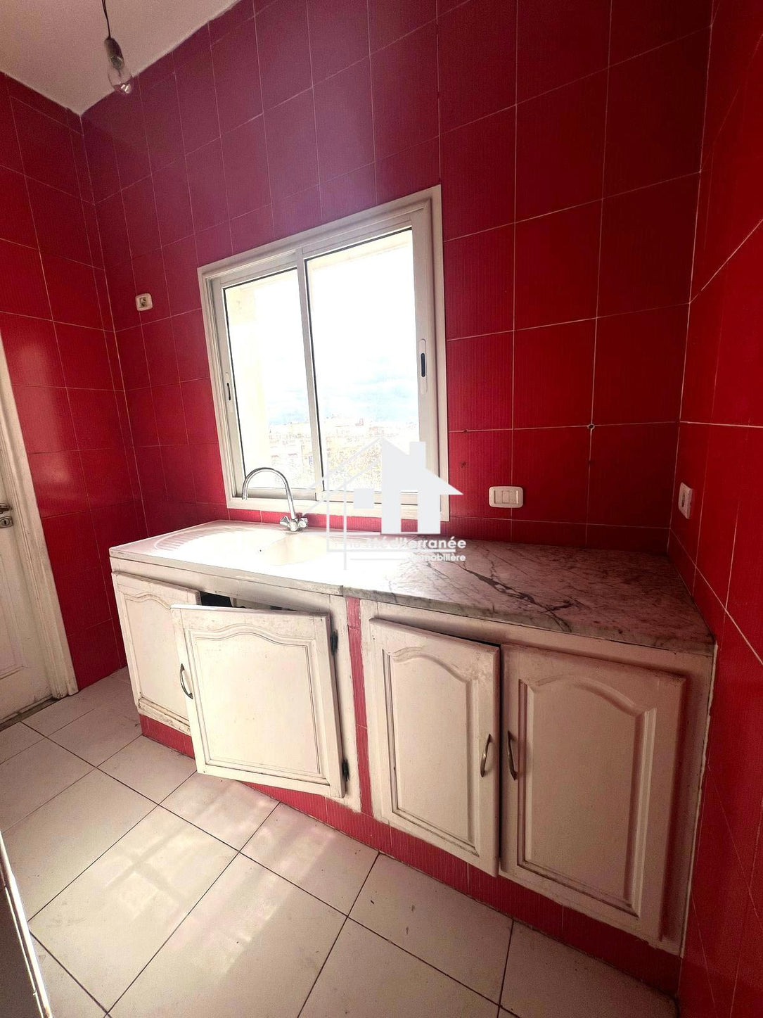 A louer étage de villa S+3 à Bayrem Tounsi