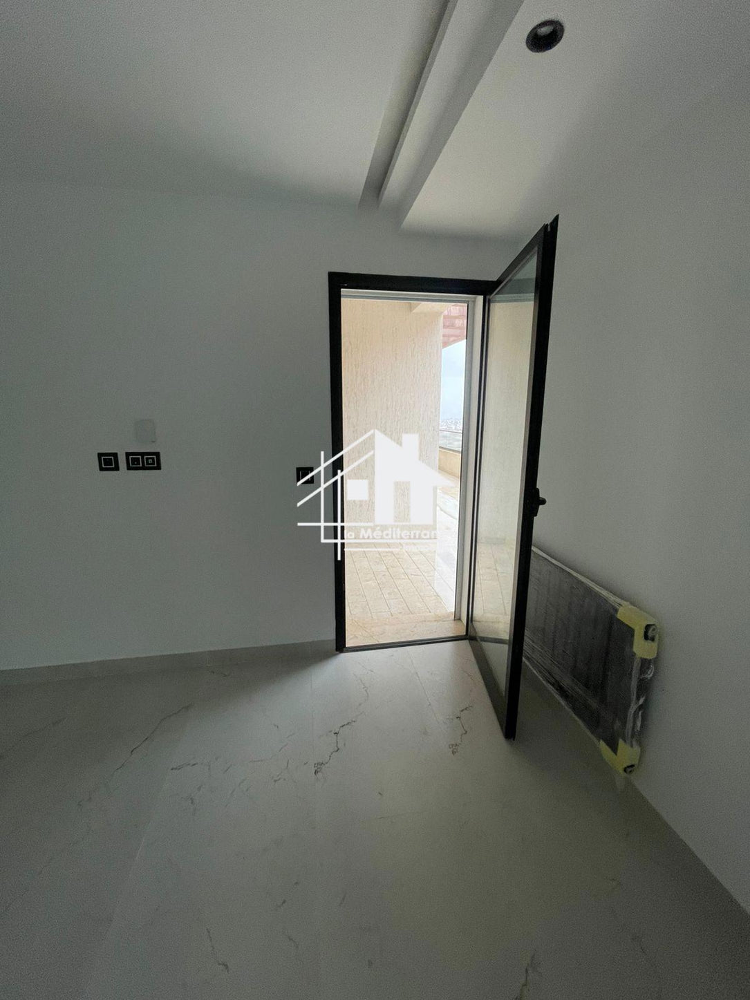 A vendre s+2 a menzeh 9C