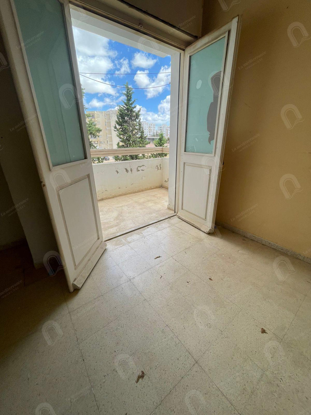 a vendre  un appartement s+2  Menzah 8