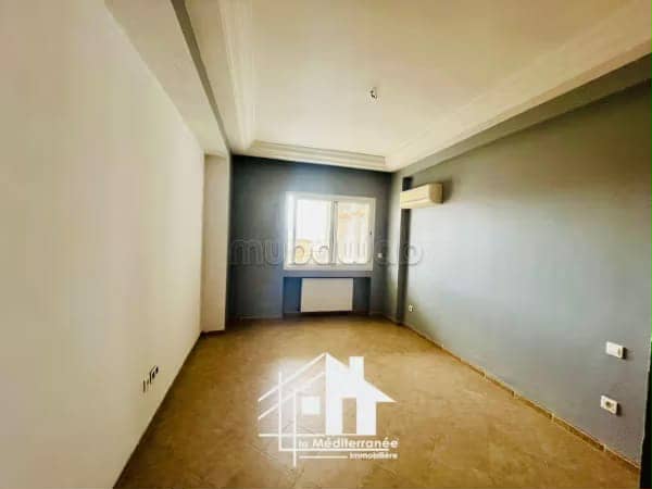 A vendre Appartement S+3 à Ennasr 2