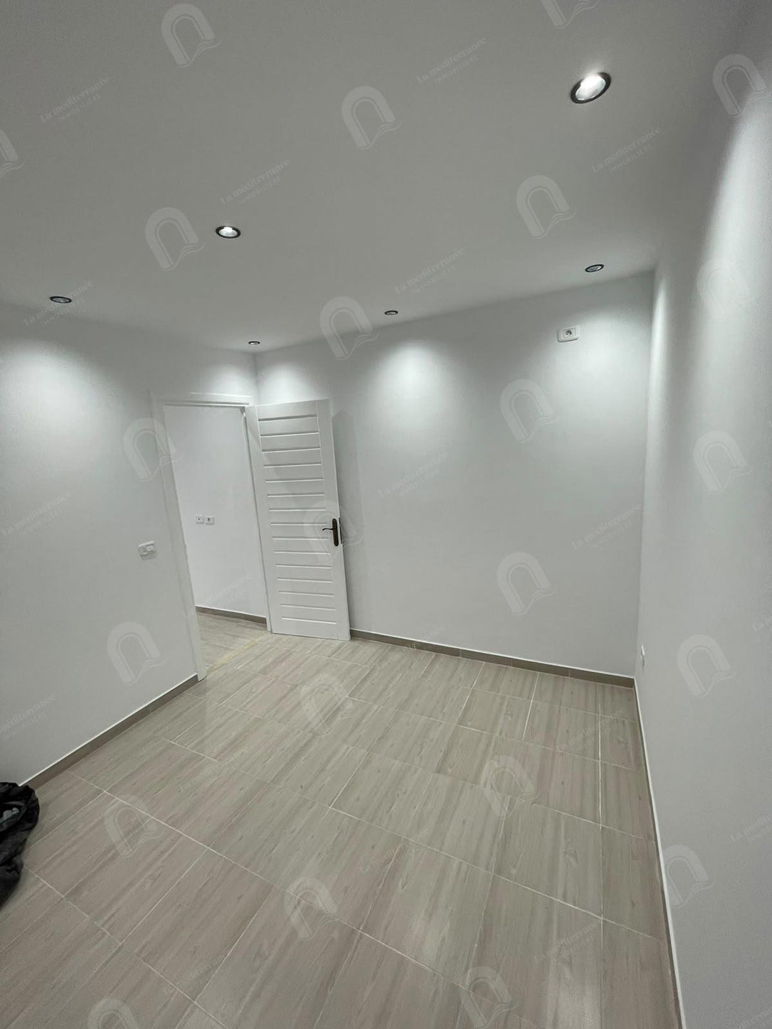 A louer appartement S+1 hst à denden