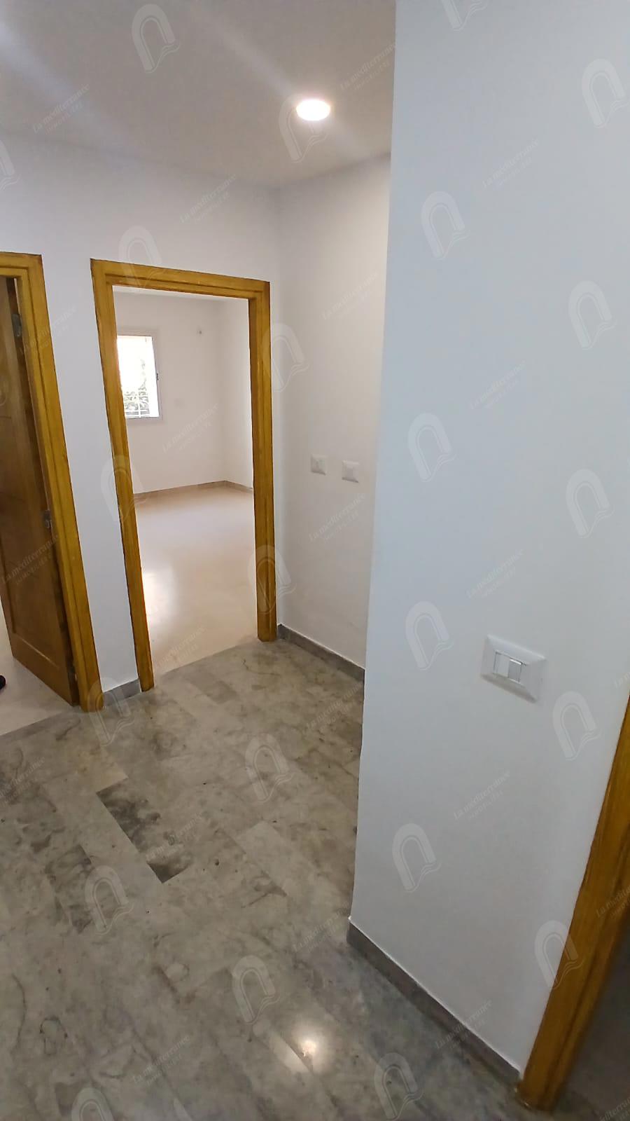 A louer un appartement S+2 hst au rdc