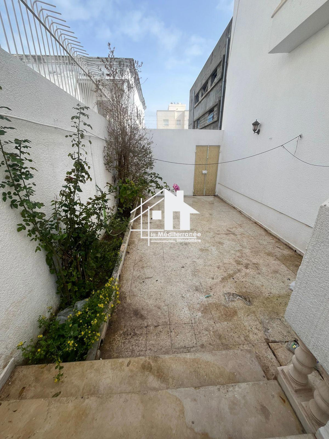 A louer s+4 à Jardin de Carthage